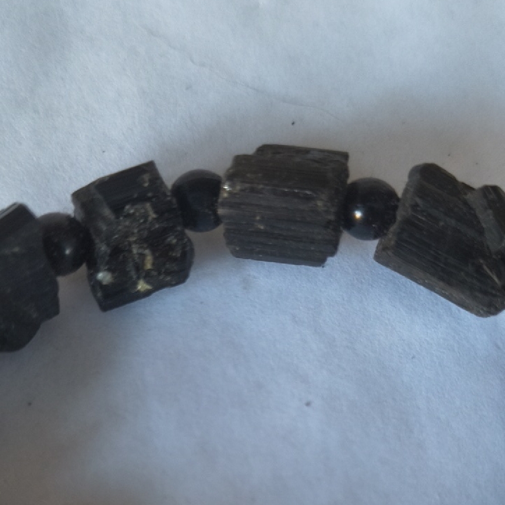 Raw Black Tourmaline Chunk Bracelet - Picture 4 of 4